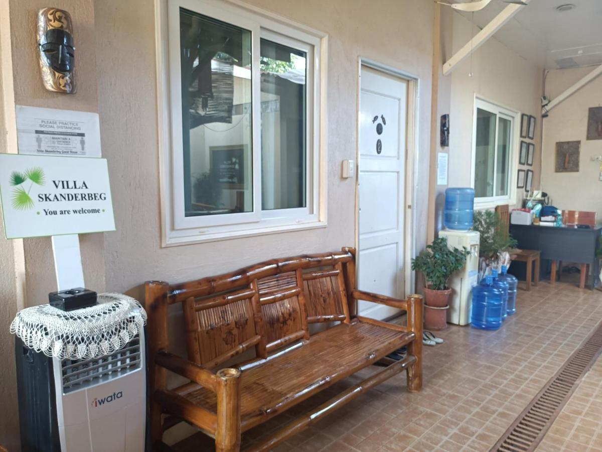 Villa Skanderbeg Guest House Puerto Princesa Ngoại thất bức ảnh