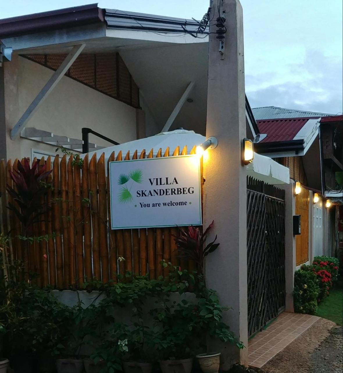Villa Skanderbeg Guest House Puerto Princesa Ngoại thất bức ảnh