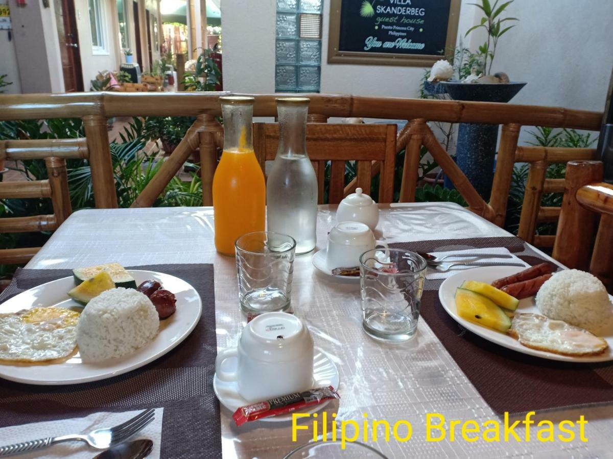 Villa Skanderbeg Guest House Puerto Princesa Ngoại thất bức ảnh